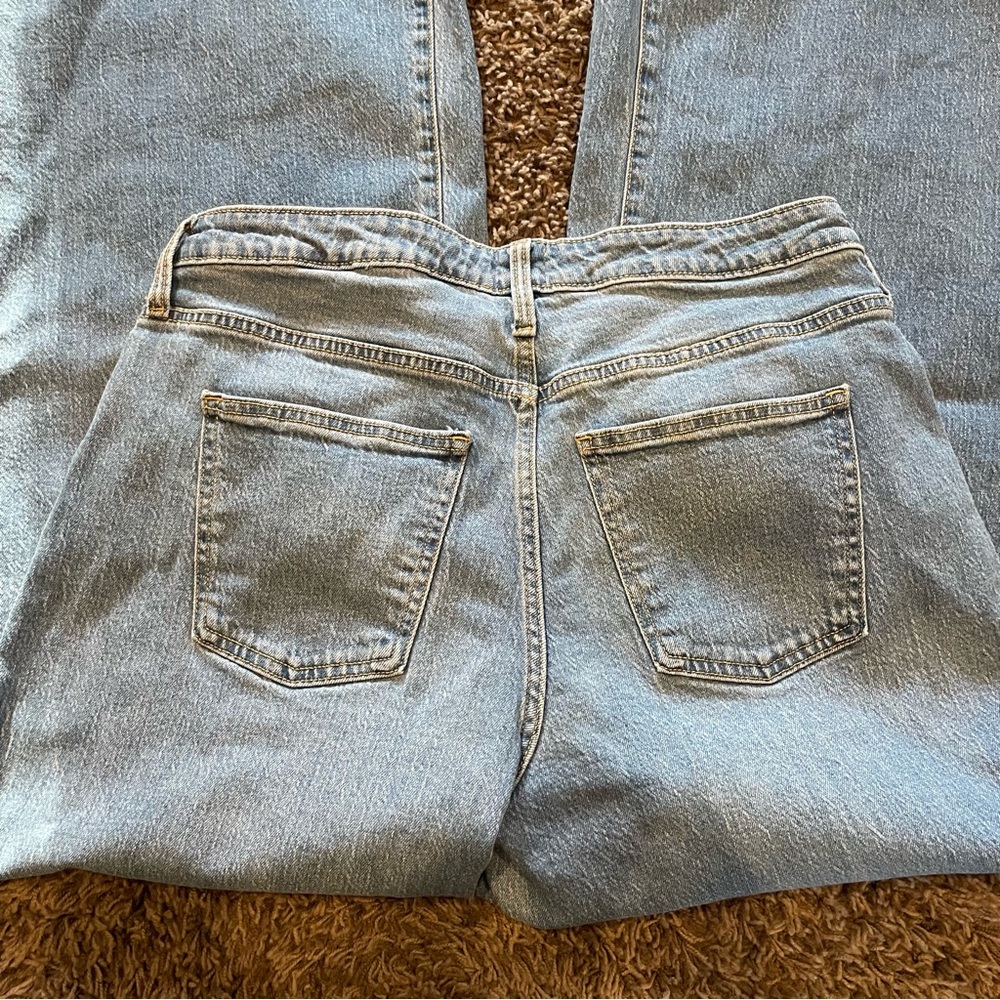 a new day Wide leg light blue denim jeans with frayed raw hems - Picture 4 of 5